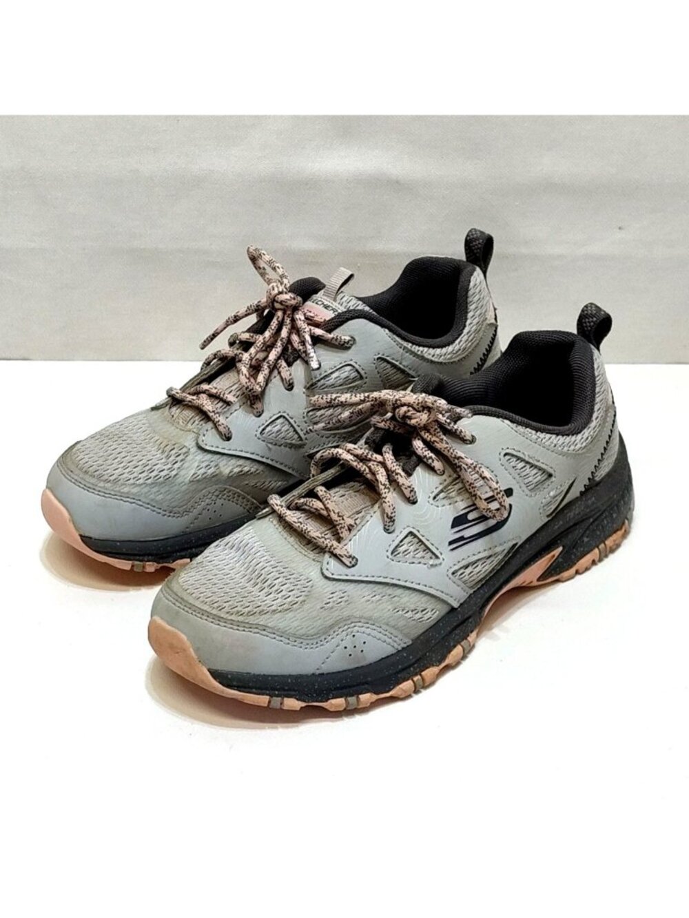 SKECHERS Hillcrest Pure Escapade Trail Runnin Hiking Women Sz 7 Leather SN149821